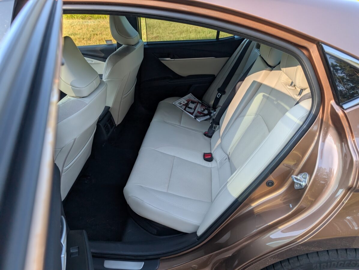 Toyota Camry test