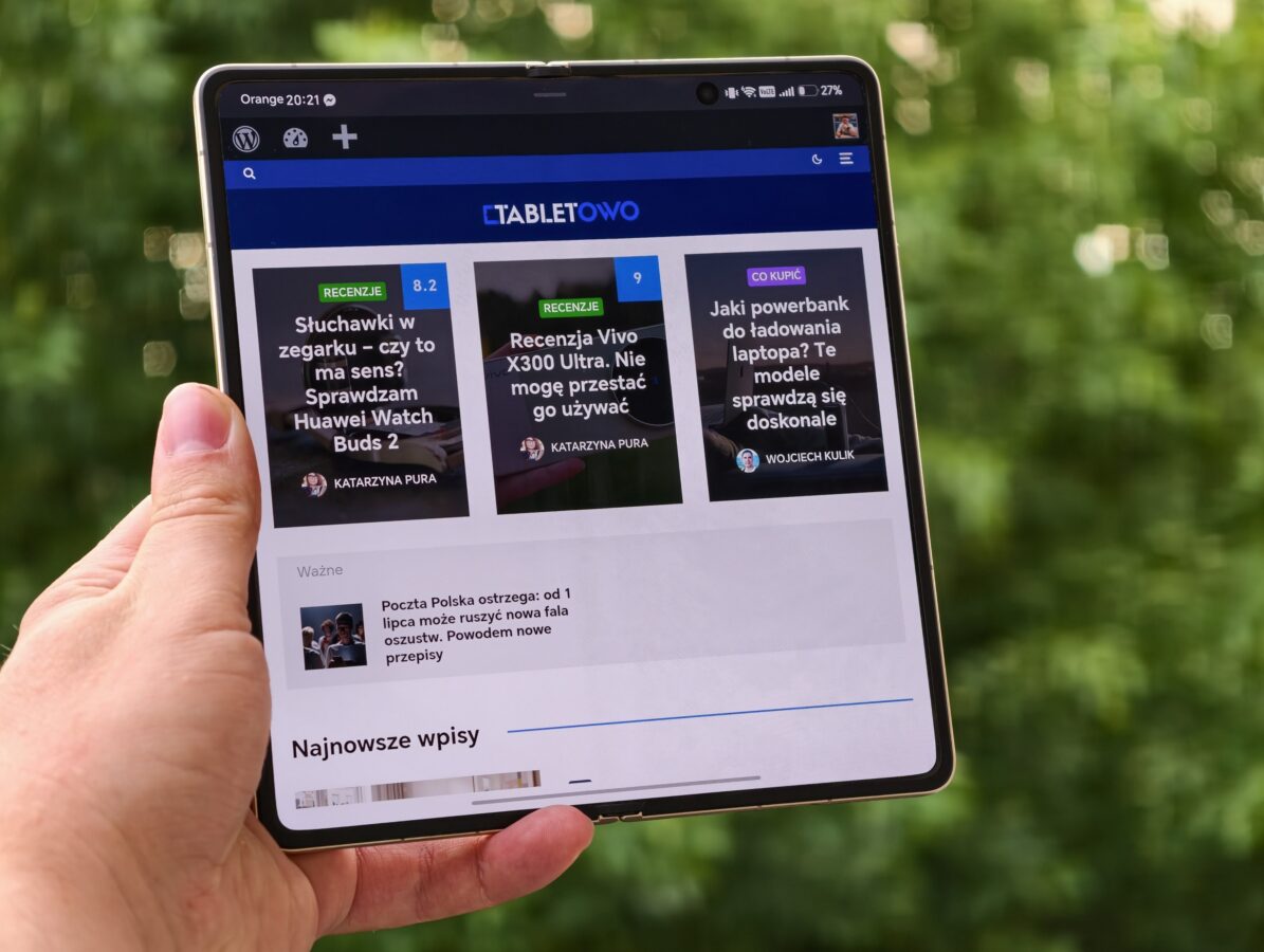 Honor Magic V6
