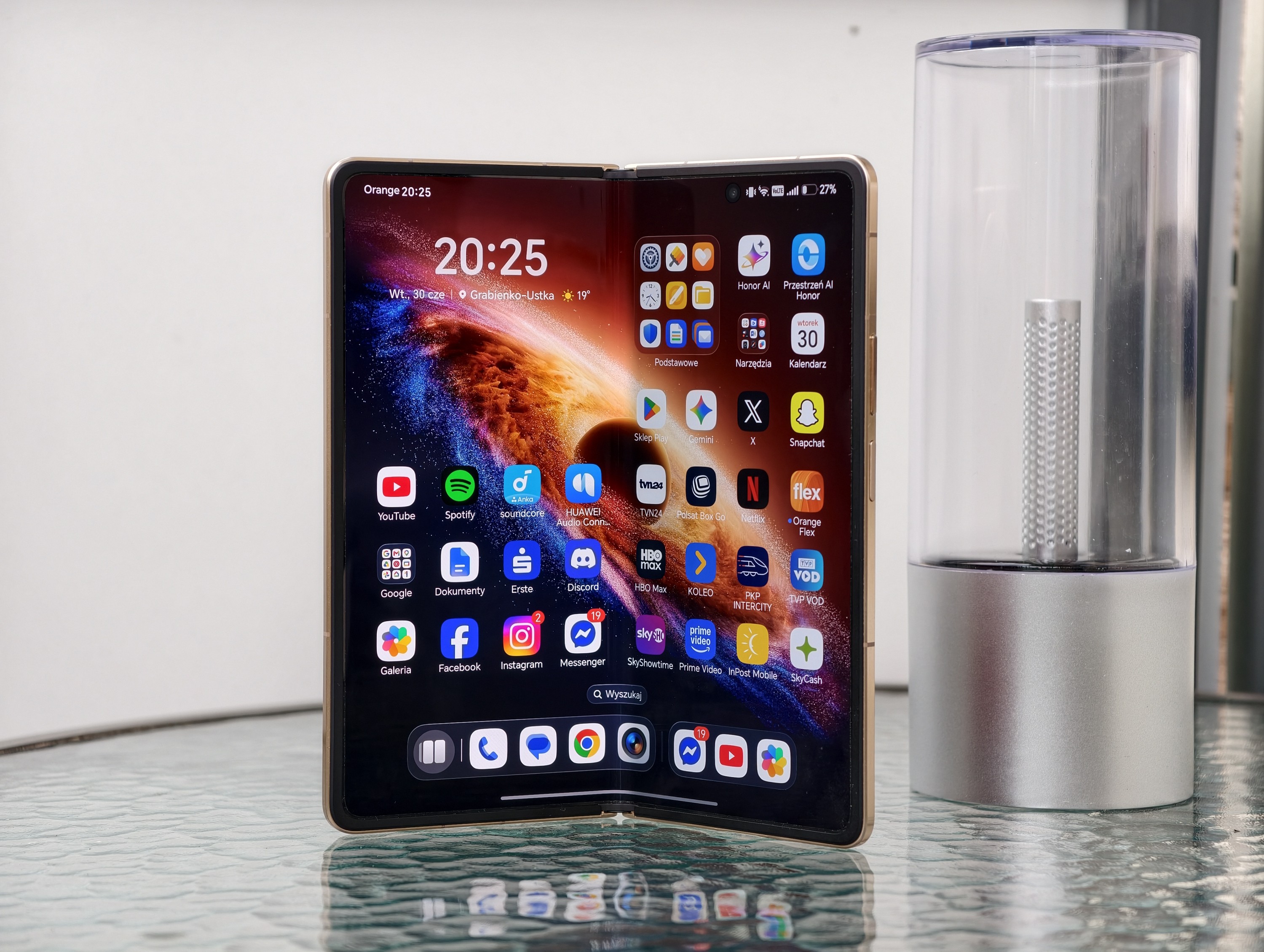 Honor Magic V6
