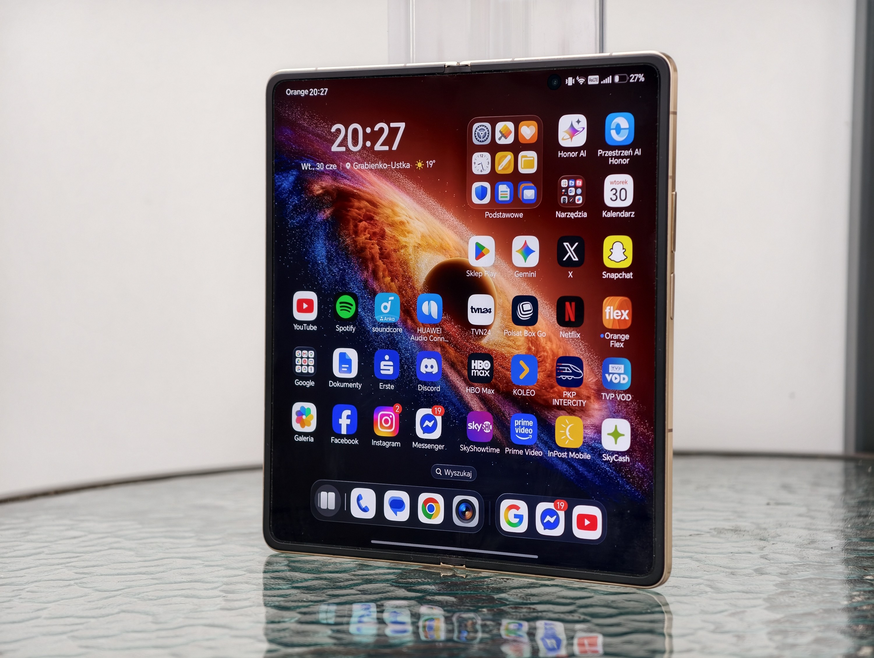 Honor Magic V6