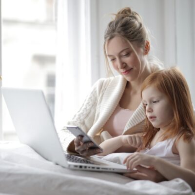 mama, córka, internet, laptop