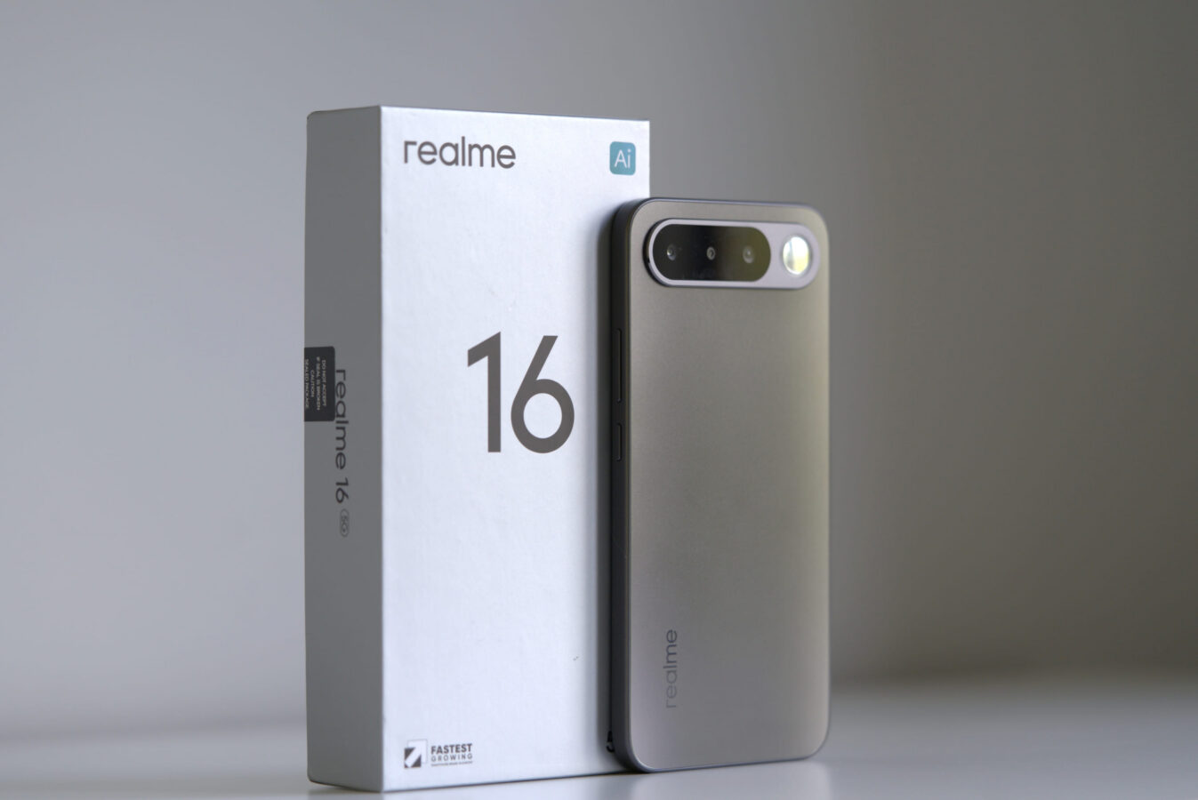 Realme 16