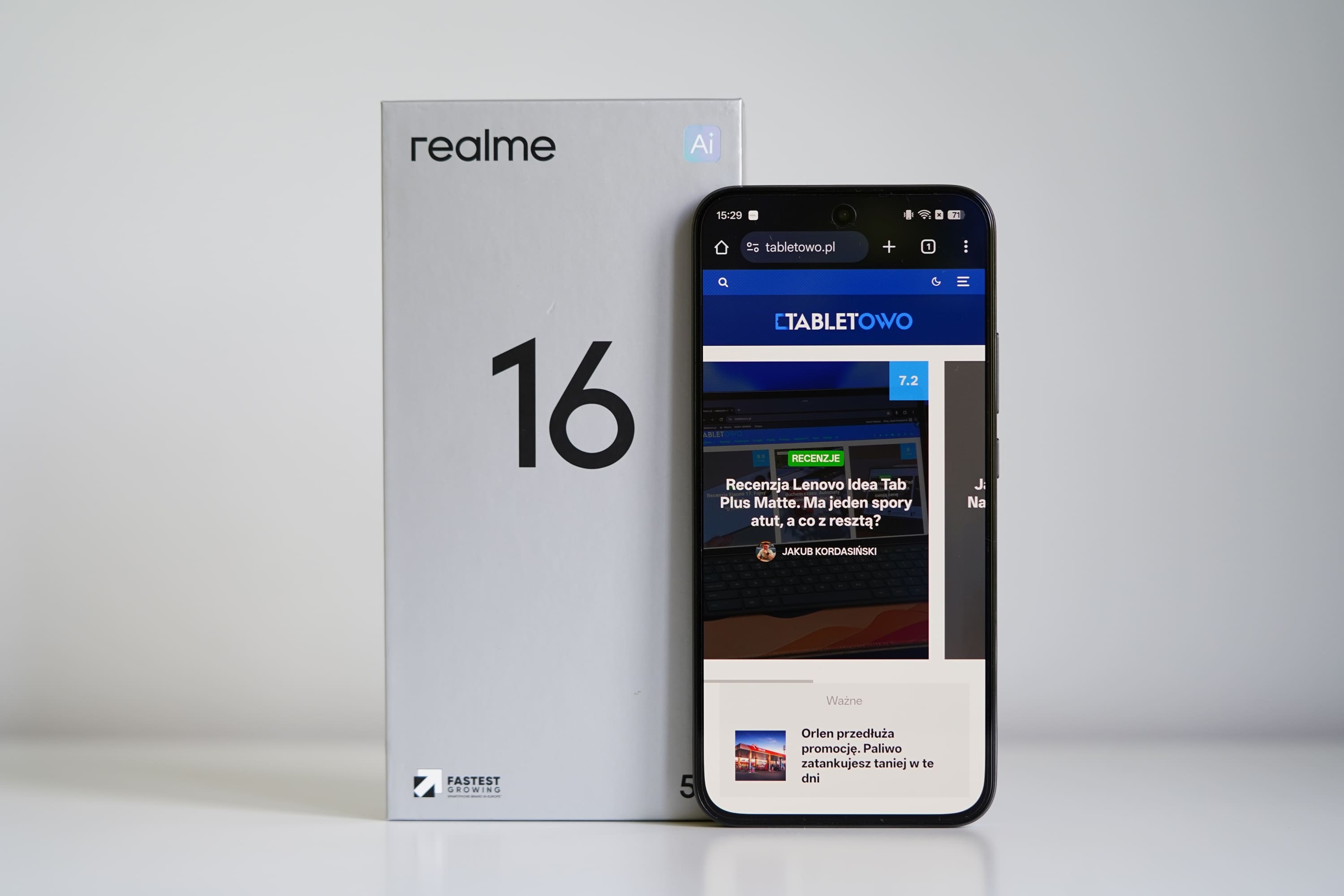 Realme 16