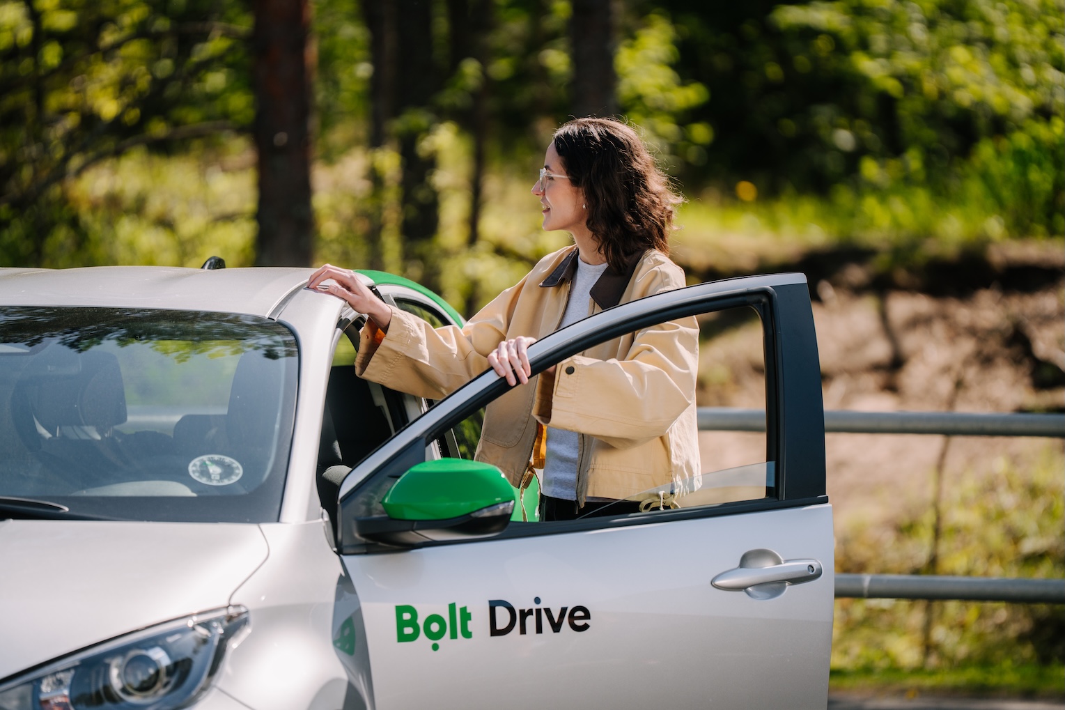 Bolt Drive, carsharing, wynajem aut, samochód na minuty, wynajem samochodu, auto