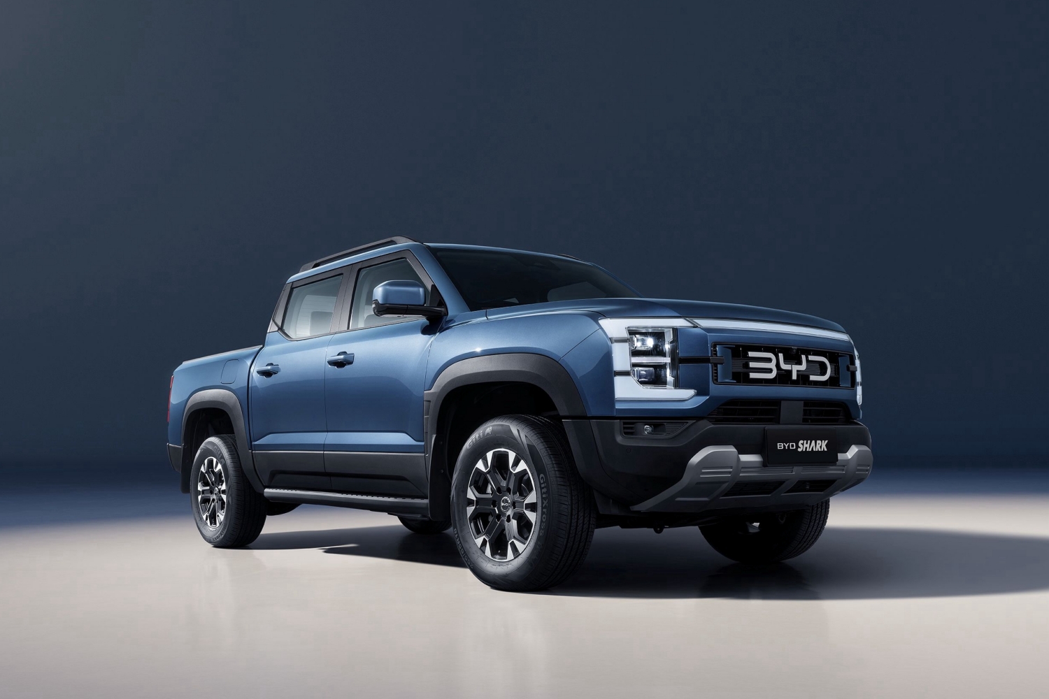 BYD Shark – hybrydowy pick-up z Chin debiutuje na rynku europejskim