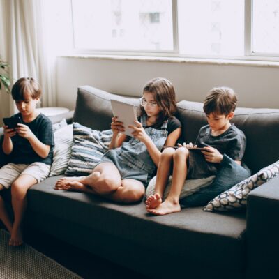 dzieci, smartfon, tablet, social media