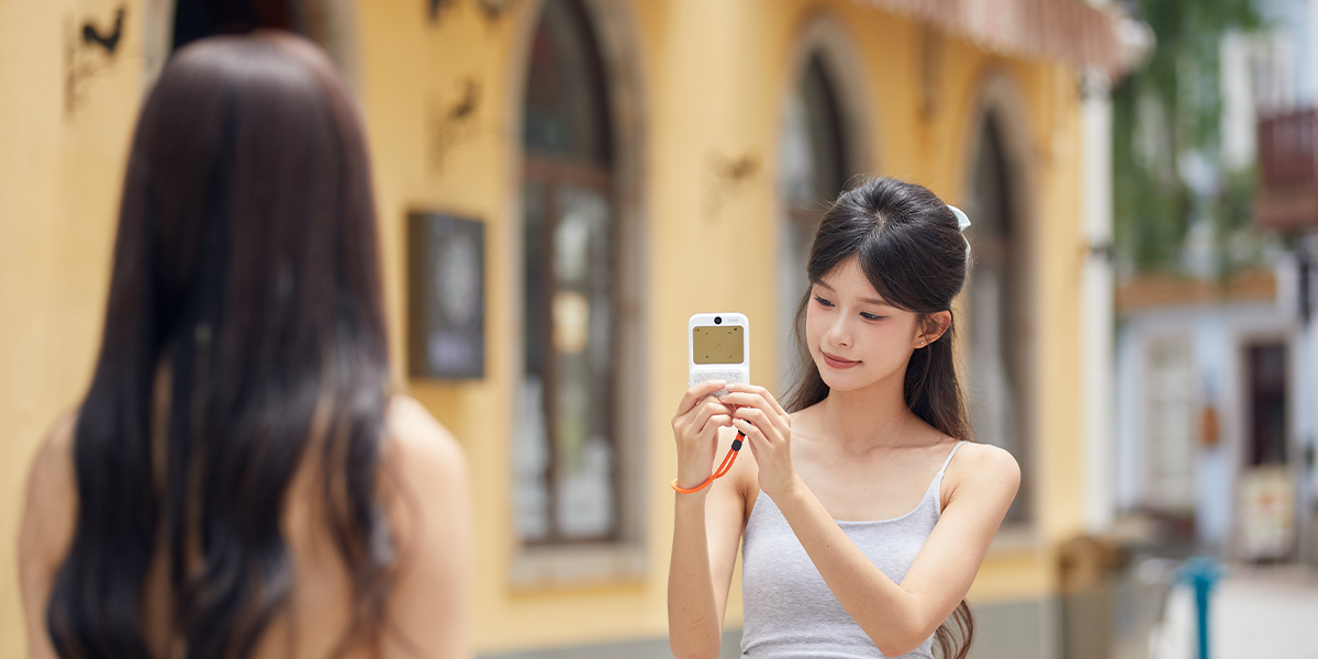 A digital camera with a built-in MP3 player — a rare 2000s gadget