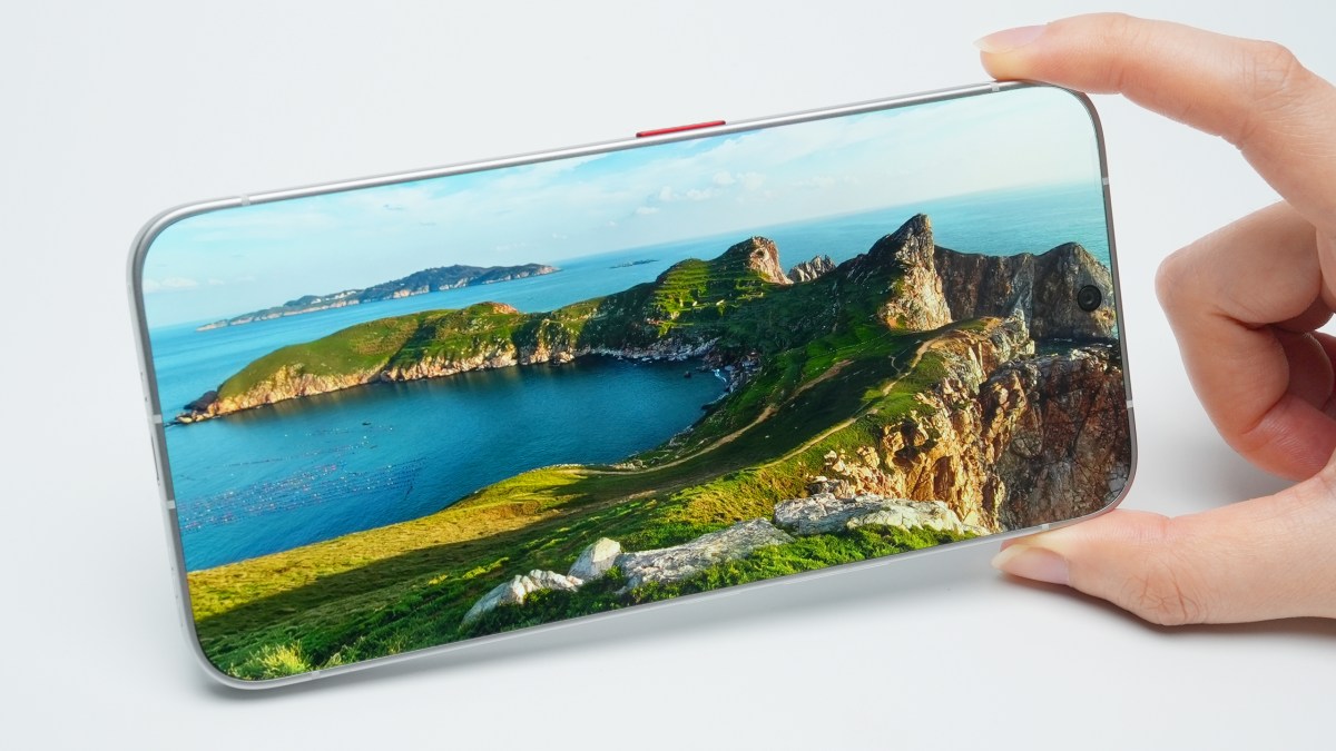 smartfon tecno next-gen bezelless concept