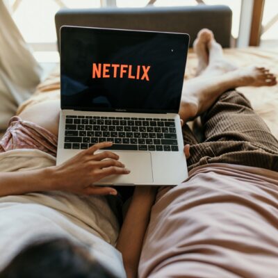Netflix, laptop, komputer