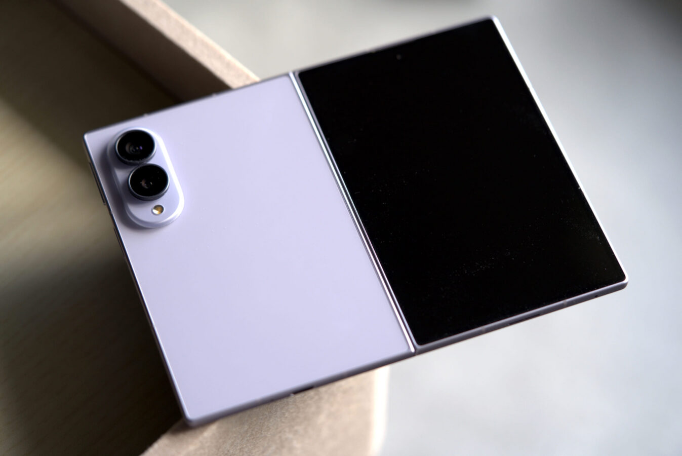 Samsung Galaxy Z Fold 8
