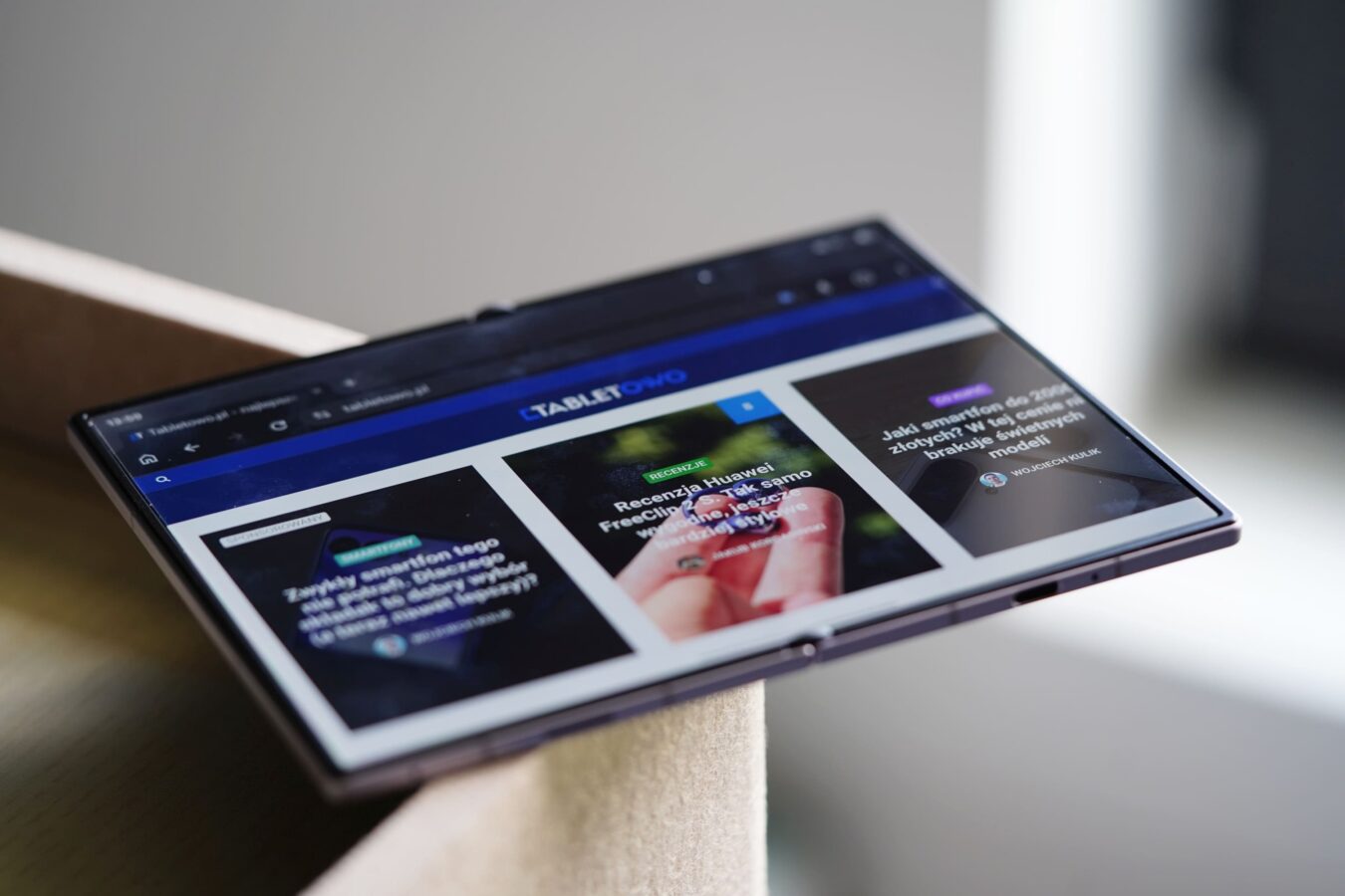 Samsung Galaxy Z Fold 8