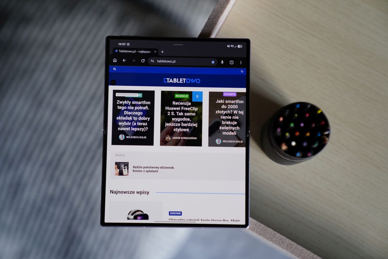 Samsung Galaxy Z Fold 8