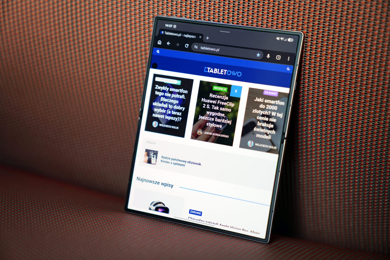 Samsung Galaxy Z Fold 8