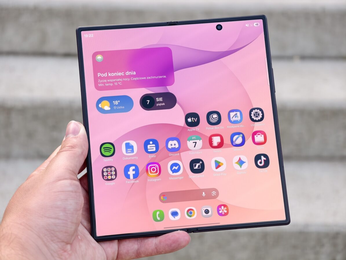 Samsung Galaxy Z Fold 8 Ultra