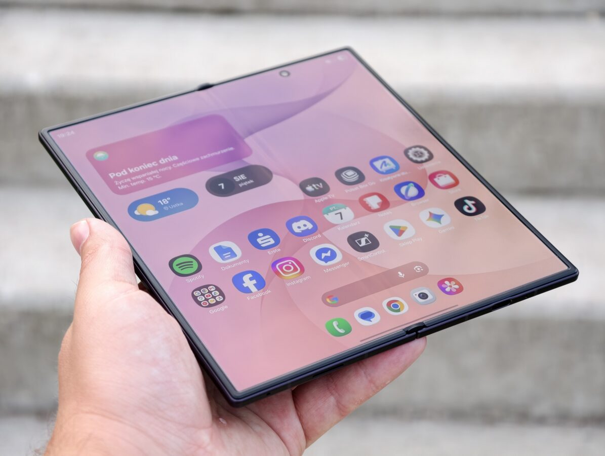 Samsung Galaxy Z Fold 8 Ultra