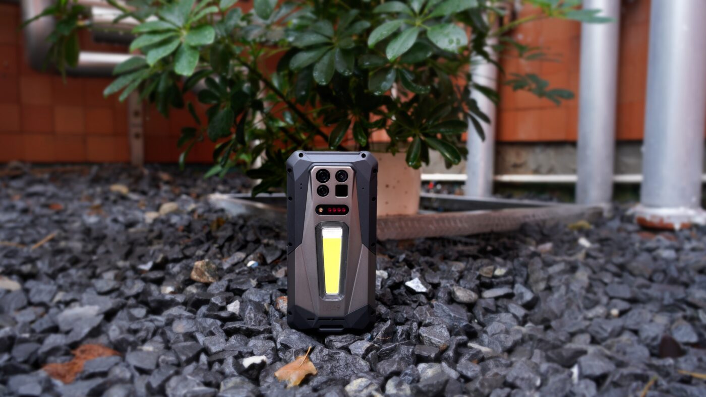 smartfon 8849 tank 5 pro