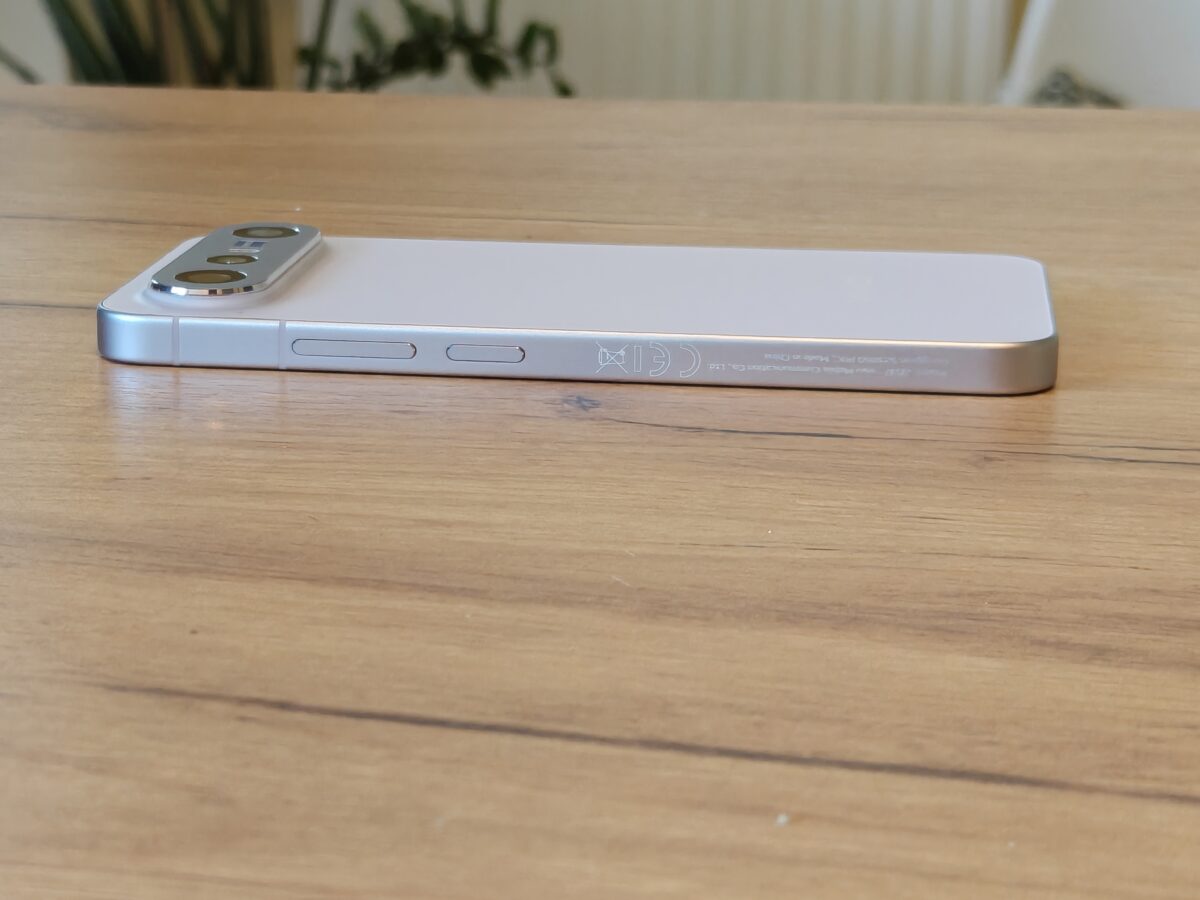 Vivo X300 FE
