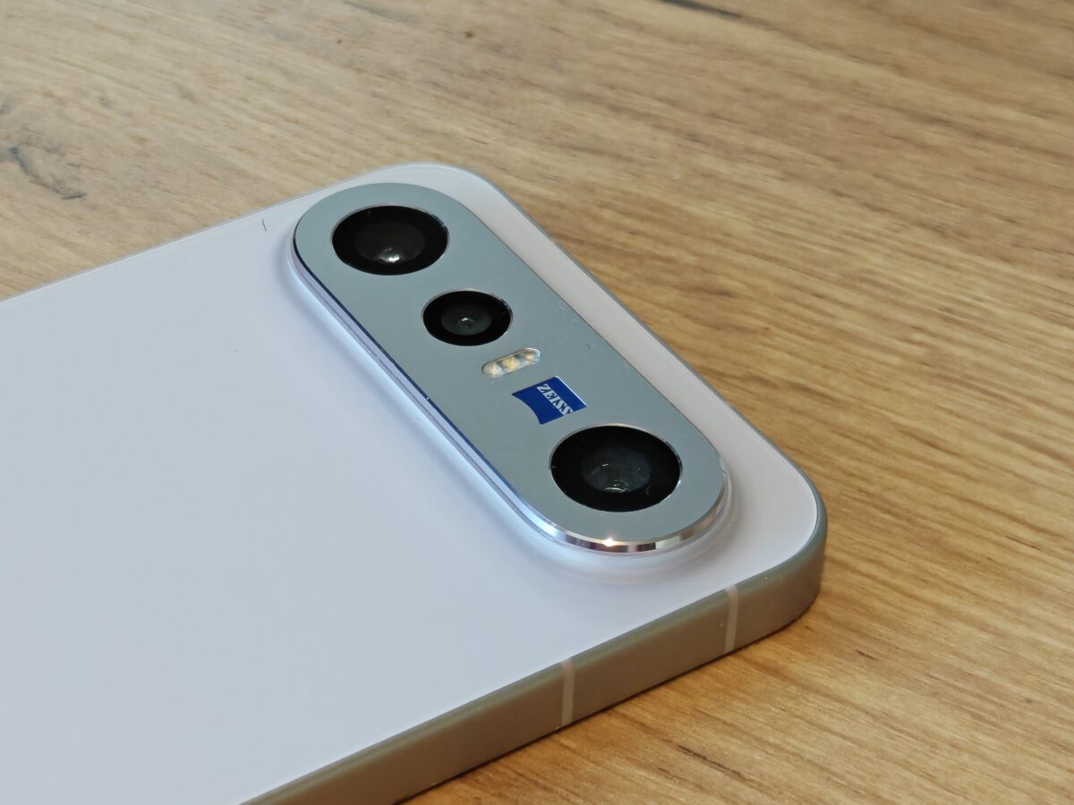 Vivo X300 FE