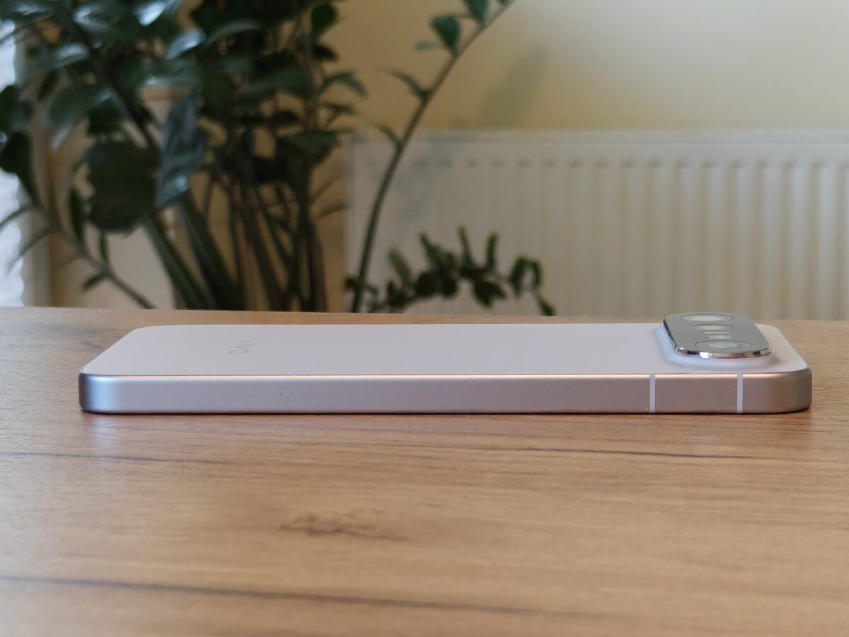 Vivo X300 FE