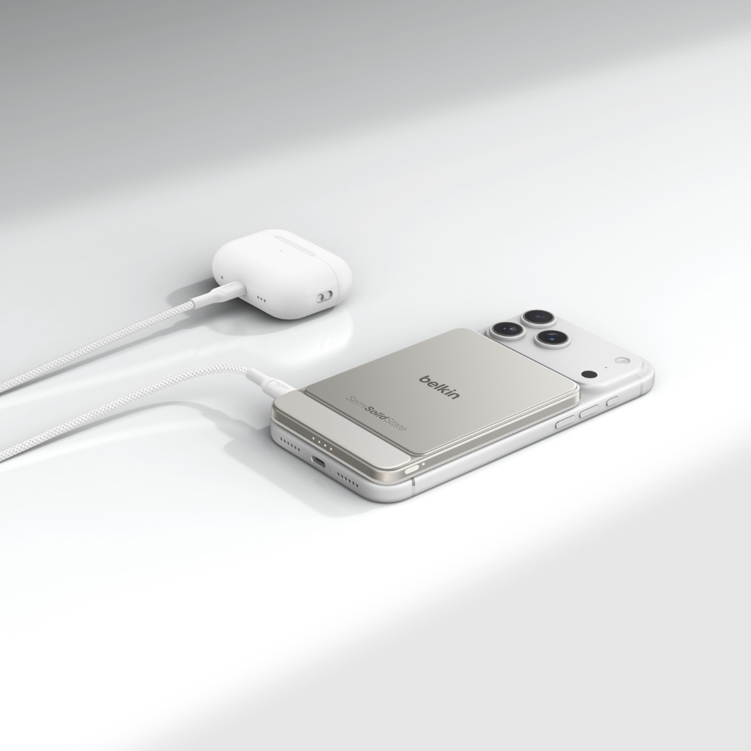 Powerbank Belkin UltraCharge Pro z BoostSolid