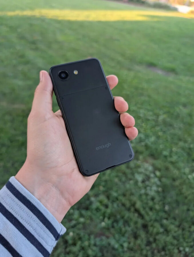 smartfon Enough Phone