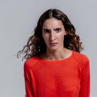 kobieta woman zlosc zdziwienie szok