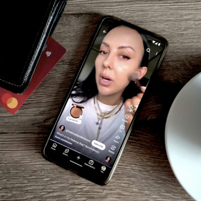 Zakupy na YouTube