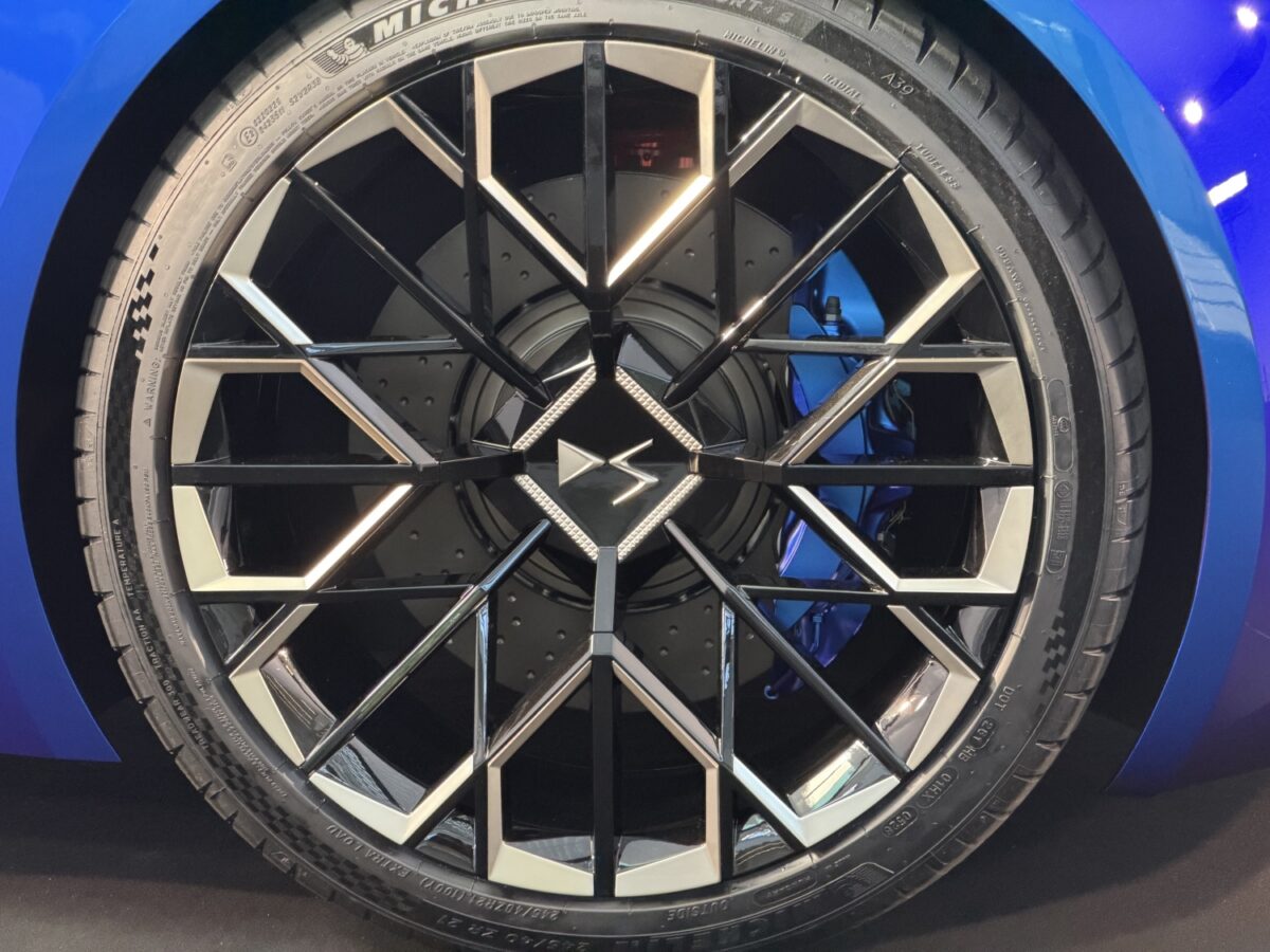 DS F3VER