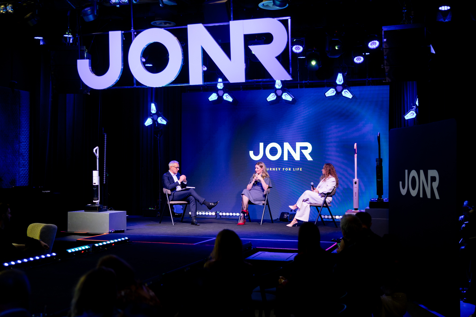 Jonr, panel dyskusyjny, Warszawa, prezentacja portfolio, odkurzacze pionowe