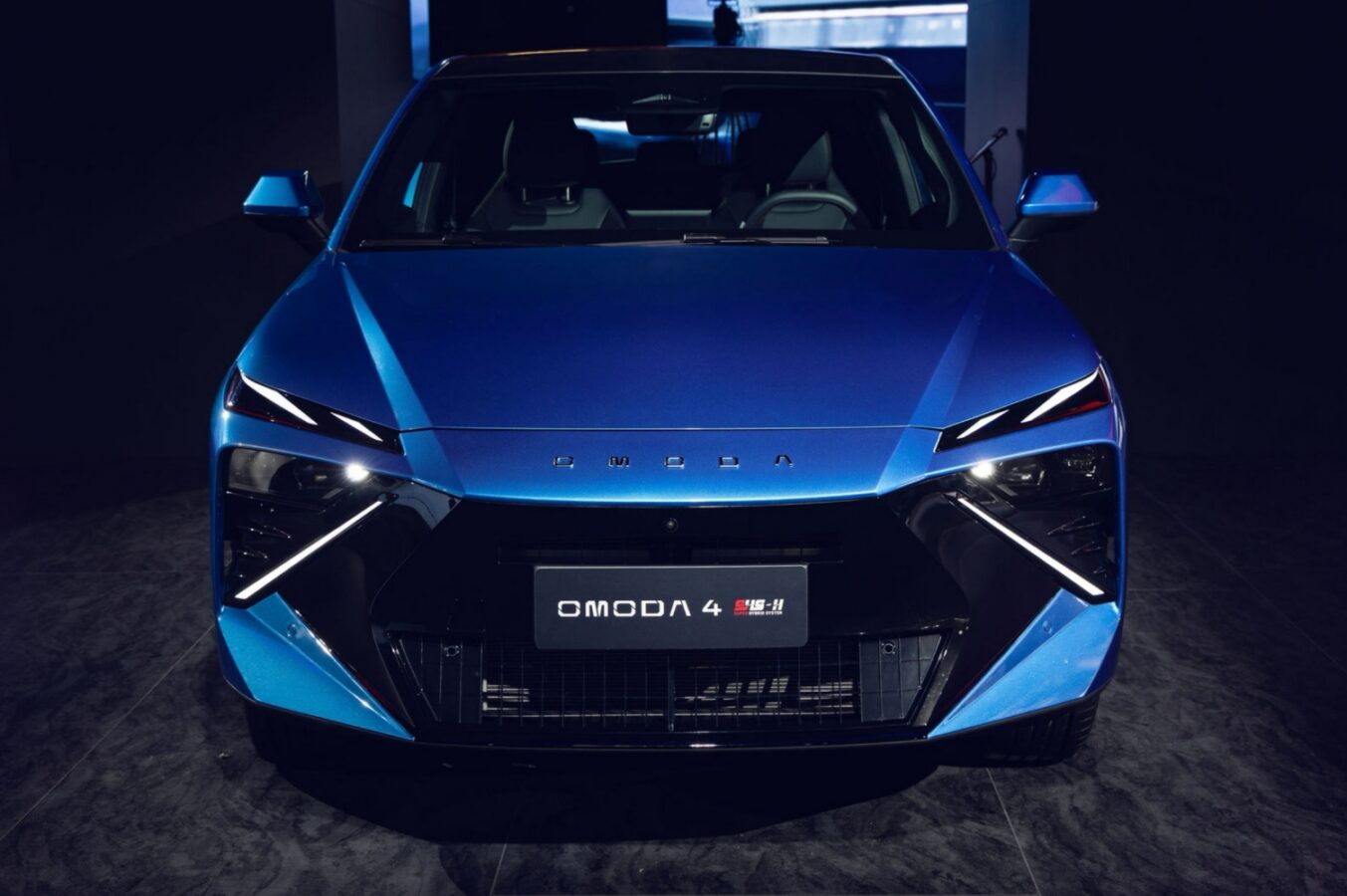 Omoda 4