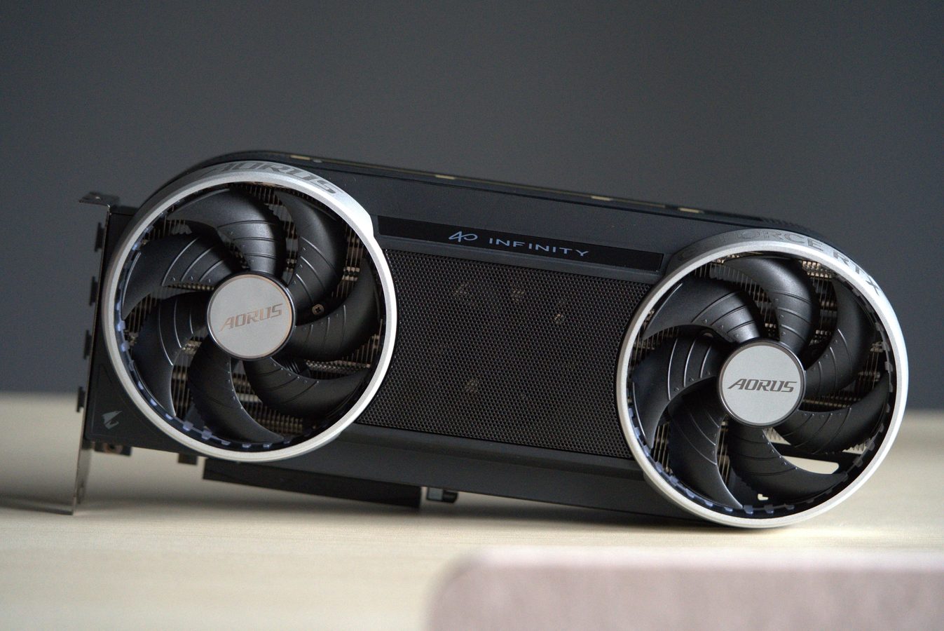 Gigabyte GeForce RTX 5070 AORUS INFINITY 12G