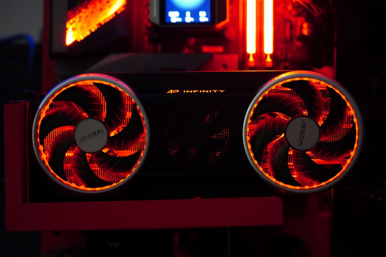 Gigabyte GeForce RTX 5070 AORUS INFINITY 12G