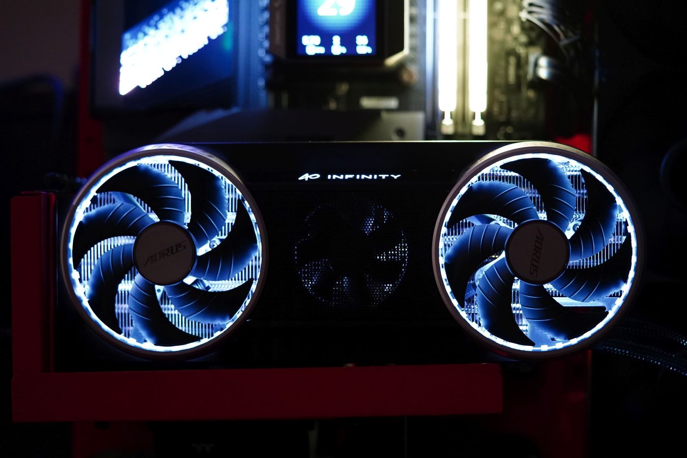 Gigabyte GeForce RTX 5070 AORUS INFINITY 12G