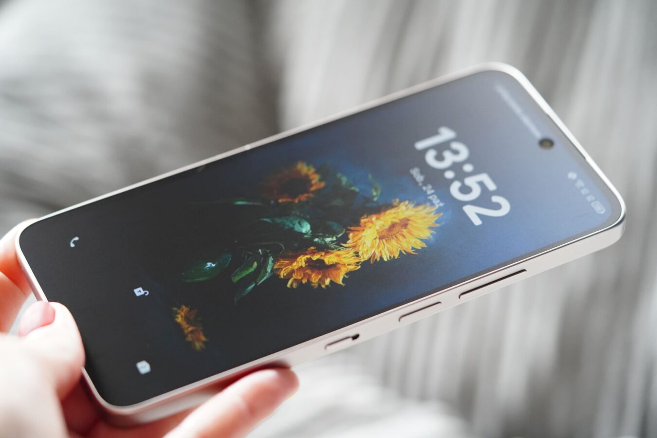 TCL Nxtpaper 70 Pro: Rewolucja ekranów hybrydowych zmienia grę w smartfonach